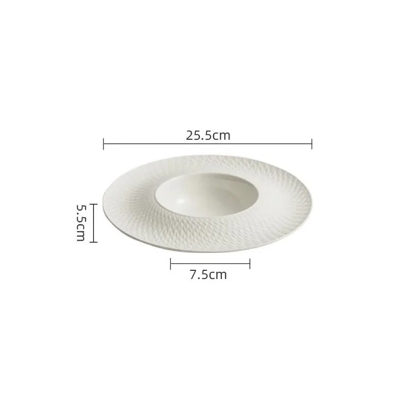assiette-blanche-design-contemporain-creuse-chef-restaurant-gastro