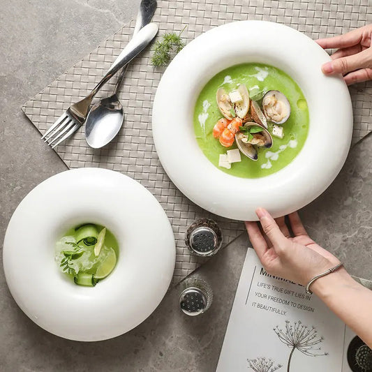 assiette-blanche-design-contemporain-creuse-chef-restaurant-gastro

