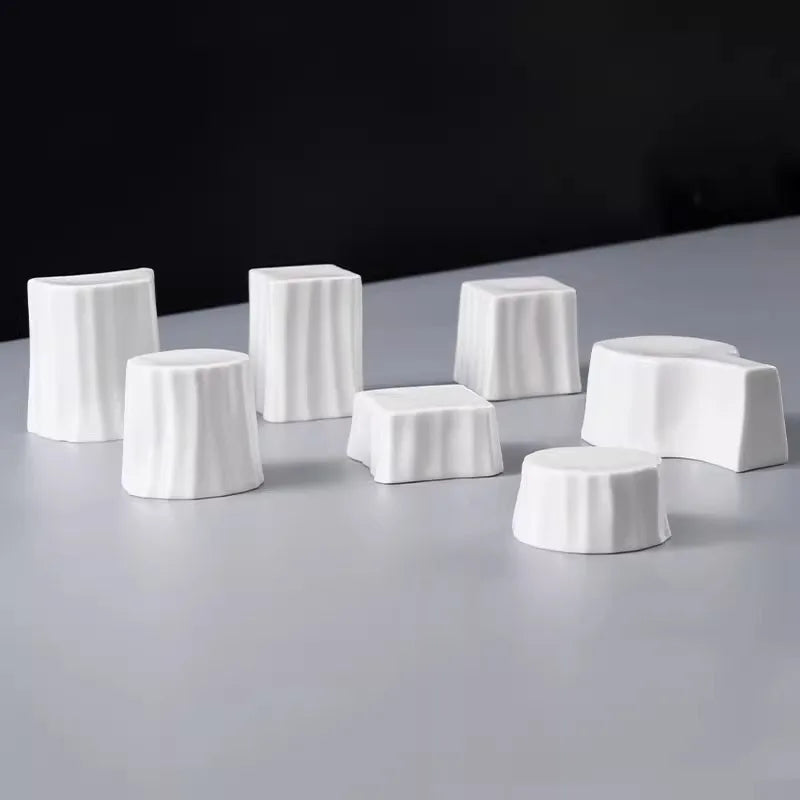 vaisselle-professionnelle-assiette-blanche-porcelaine-fine-restaurant

